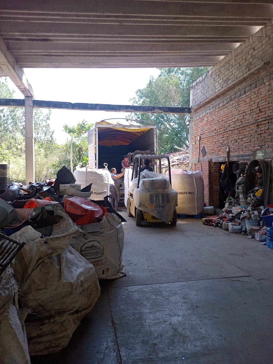 Traspaso o Sociedad: Moledora y Recicladora de PP y PE - Miniatura 3