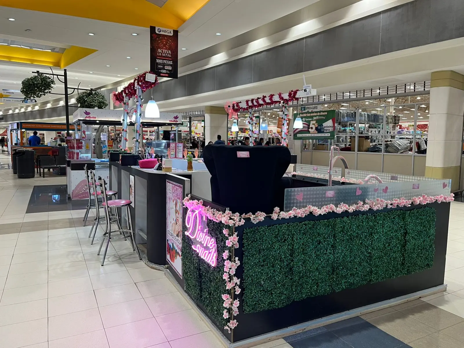 Traspaso de Franquicia de Uñas y Pestañas en Operación