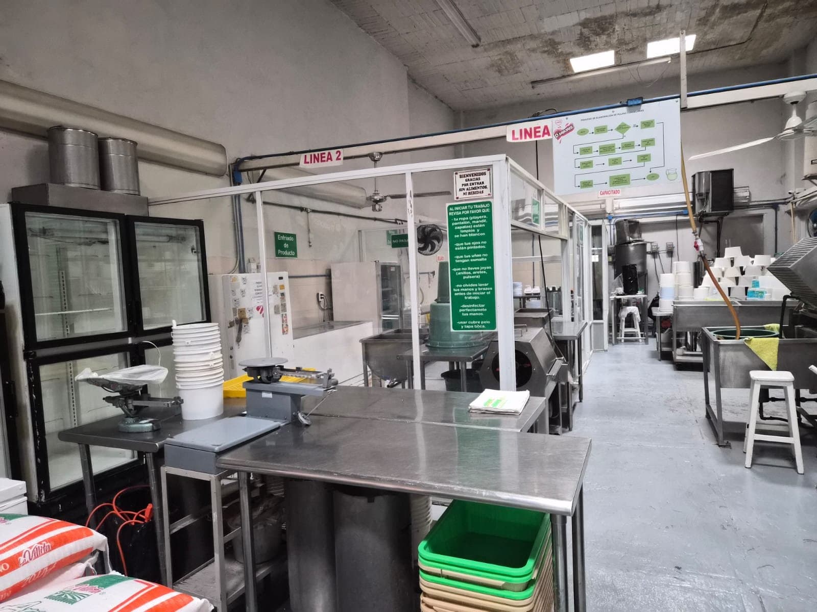 Negocio de 30 años de Concentrados de Aguas y Jugos en Venta - Imagen 1