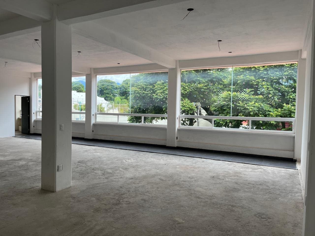 Rento Local Comercial - Imagen 1