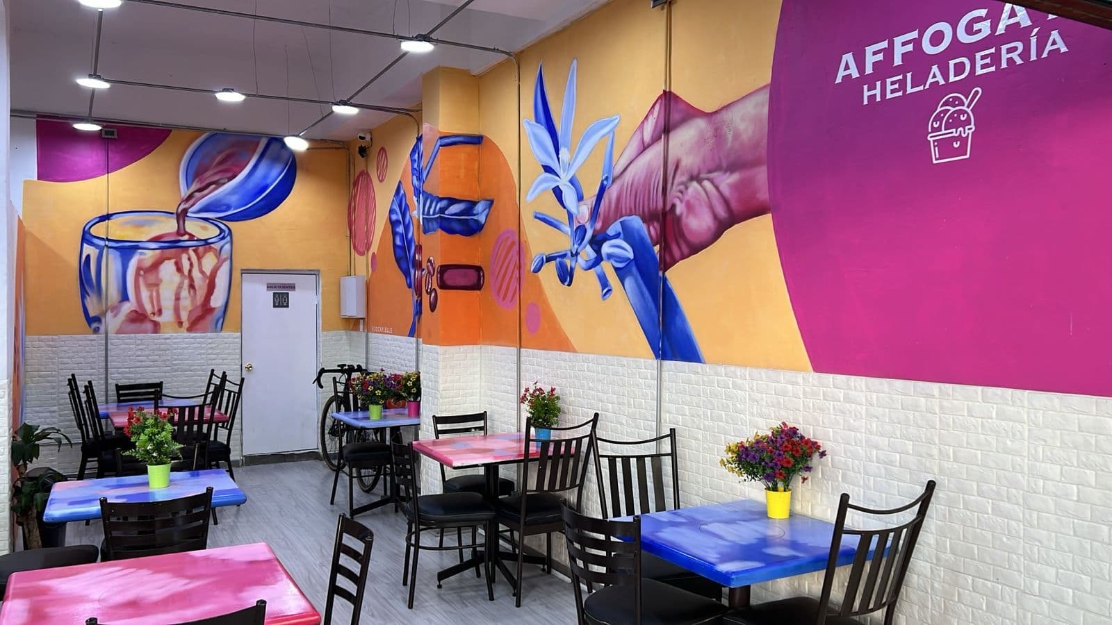 Traspaso Negocio Operando en Del Valle Norte: Helados, Crepas & Café